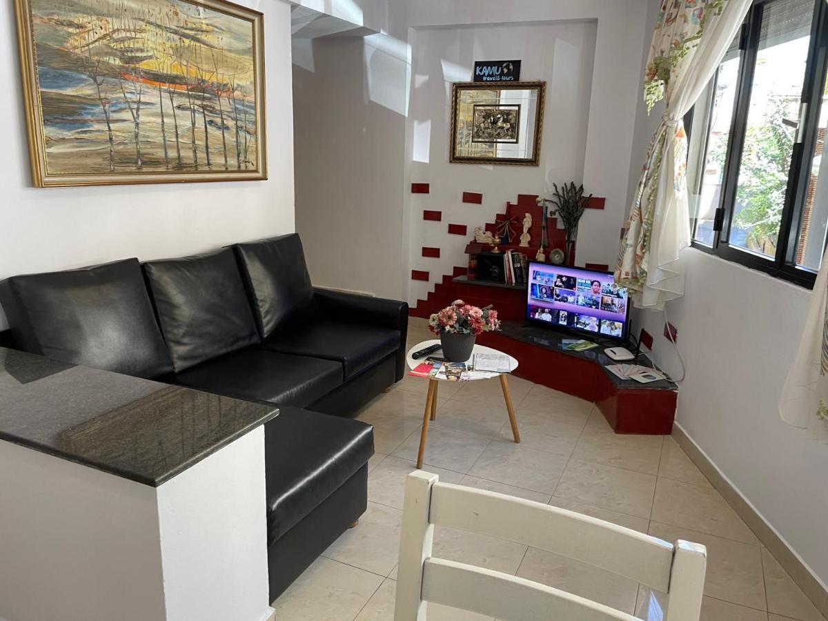 Appartamento Kamu Center Tirana Esterno foto