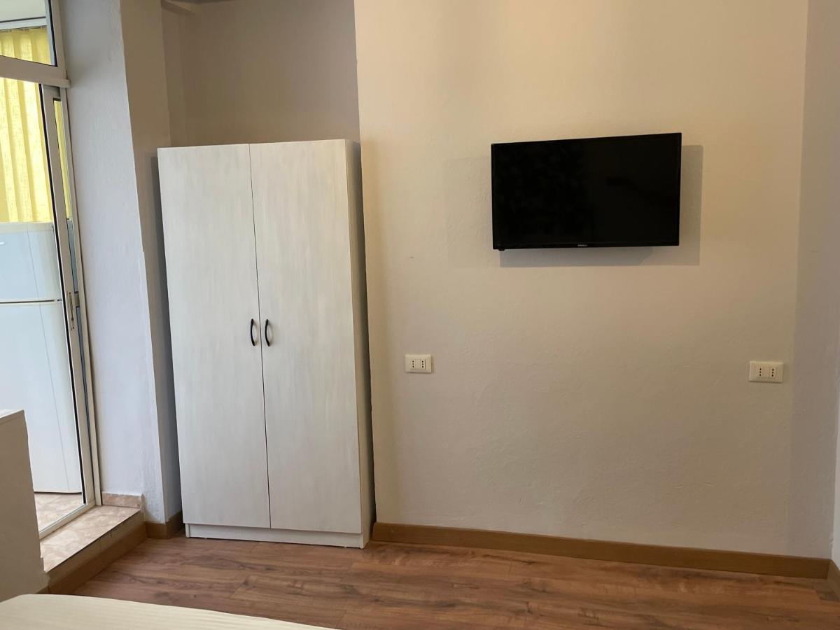 Appartamento Kamu Center Tirana Esterno foto