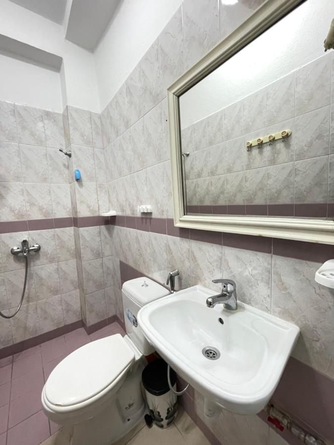 Appartamento Kamu Center Tirana Esterno foto